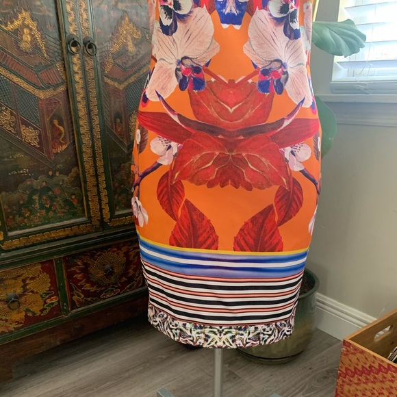 Clover Canyon body on dress - Picture 5 of 9